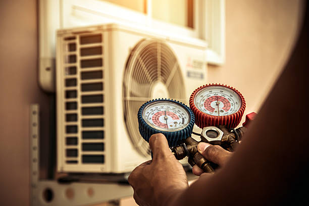 Professional Emergency Hvac technician working in Wingate, NC